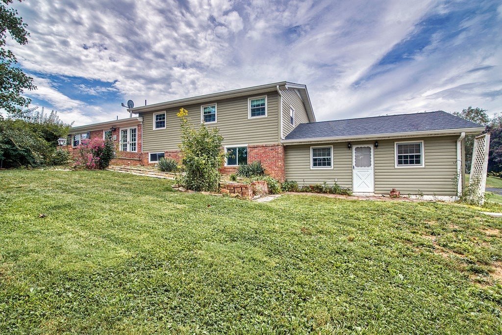 186 Locust Point Road Saltville, VA 24370 - Photo 22 of 22 Gallery Image 22
