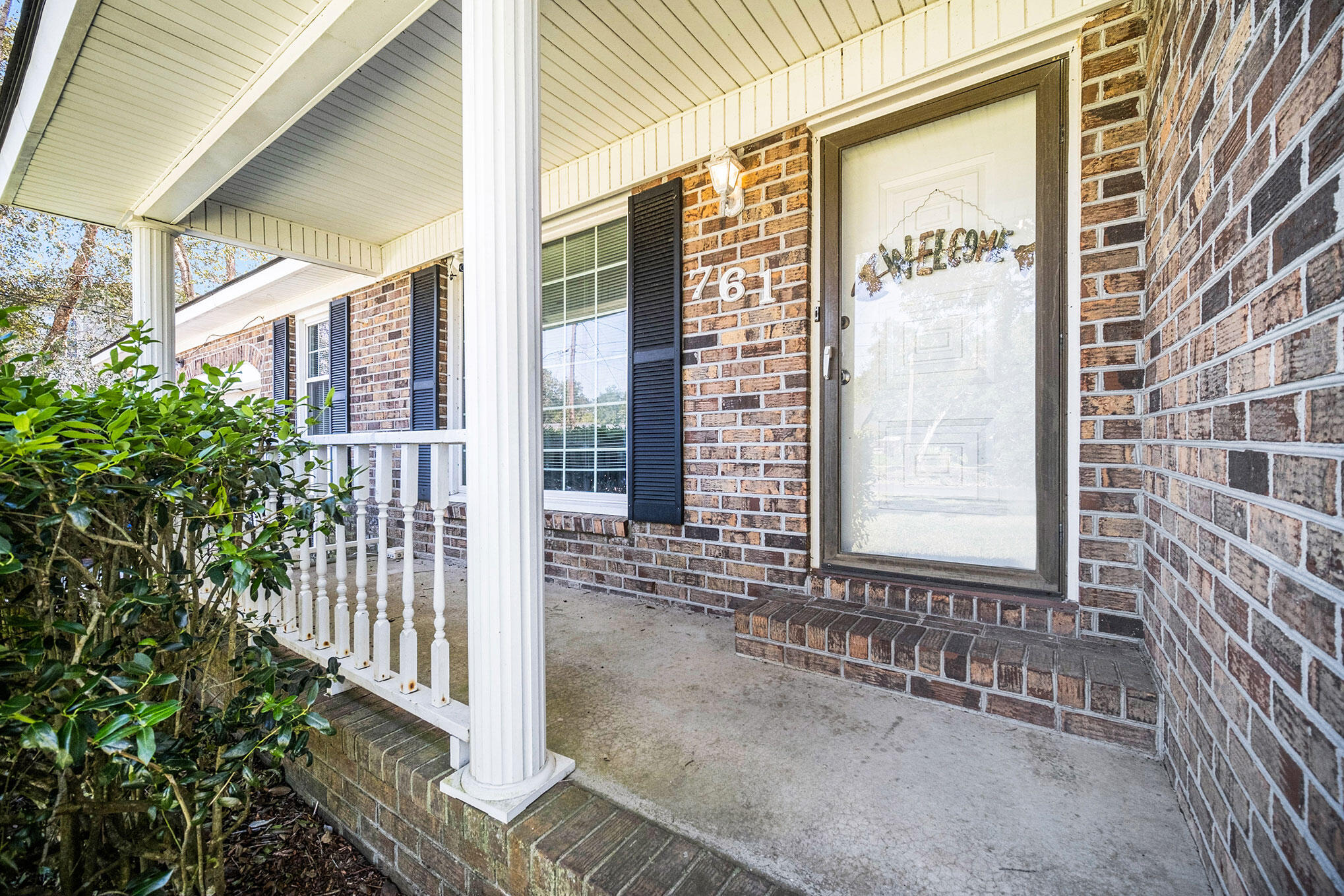 761 Waterloo Street Charleston, SC 29412 - Photo 3 of 23 DSCF7265