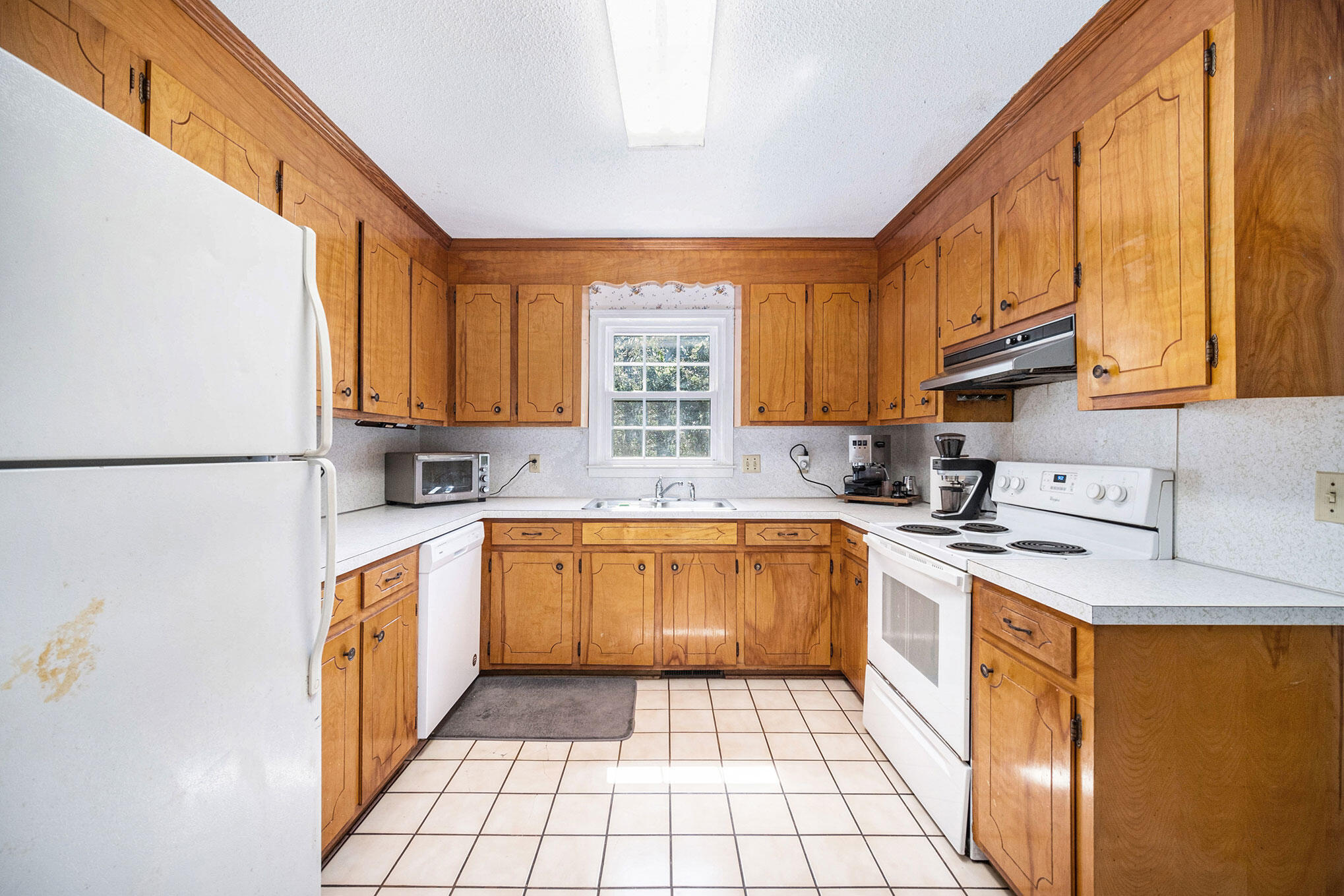 761 Waterloo Street Charleston, SC 29412 - Photo 8 of 23 DSCF7236