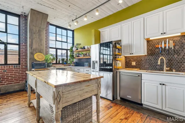 $168,000 | 2020 Washington Avenue, Unit 307, St. Louis, MO 63103