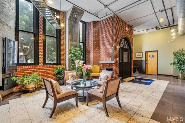 $168,000 | 2020 Washington Avenue, Unit 307, St. Louis, MO 63103