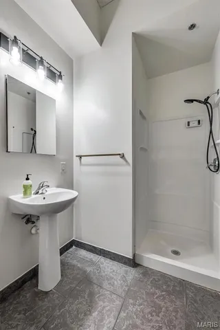 $168,000 | 2020 Washington Avenue, Unit 307, St. Louis, MO 63103