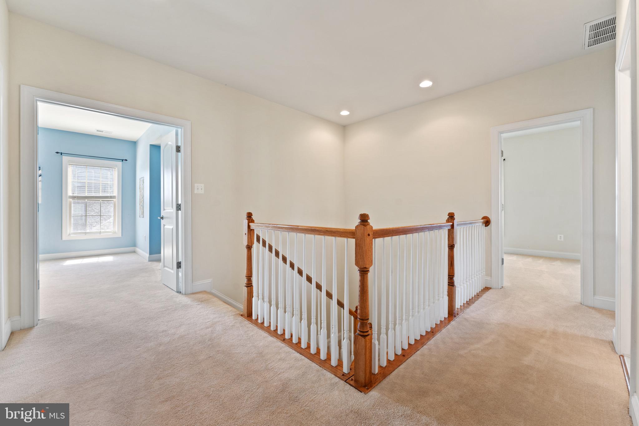 16277 Jetty Loop Woodbridge, VA 22191 - Photo 33 of 92 a view of a hallway with a livingroom