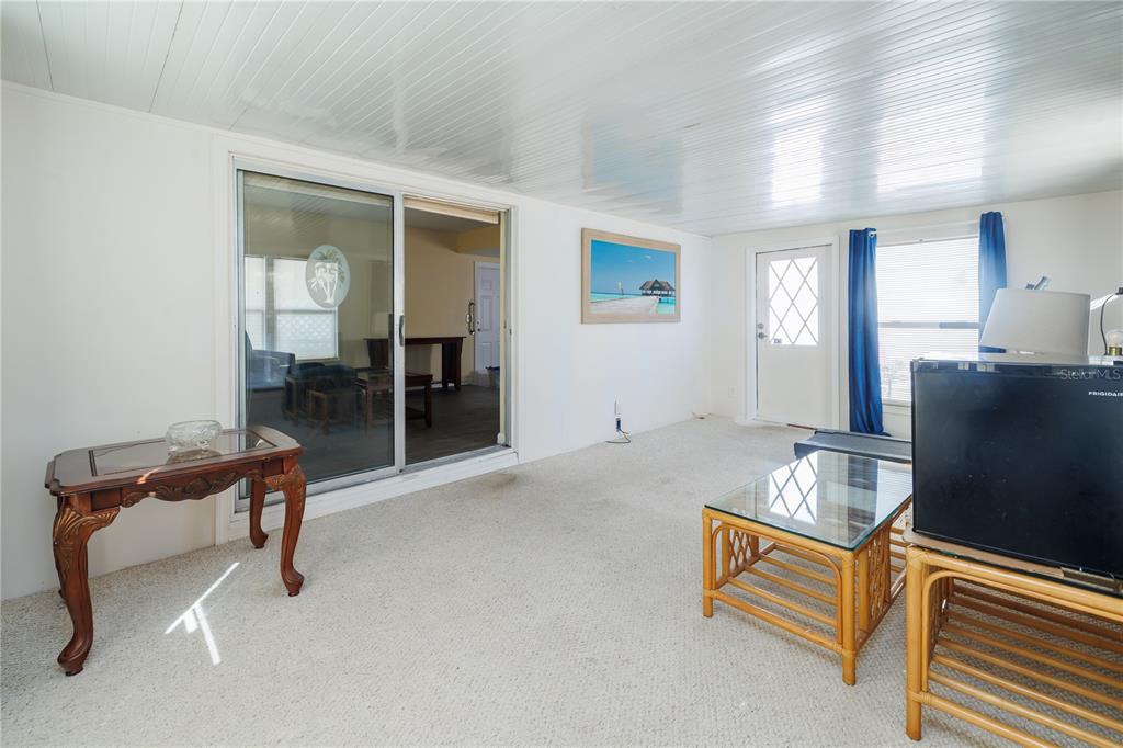 412 Osprey Drive Sebastian, FL 32976 - Photo 10 of 35 a room with furniture