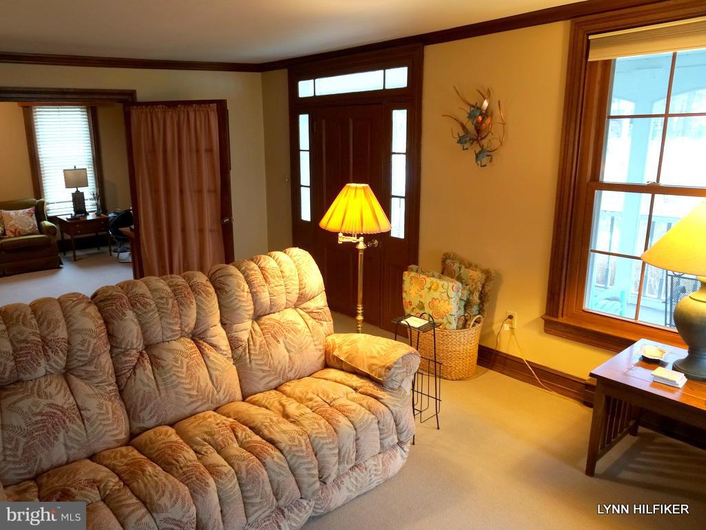 6022 Jamar Road Rock Hall, MD 21661 - Photo 11 of 28 Living Room