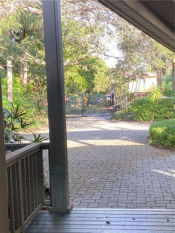 38 East High Point Road Stuart, FL 34996 - Photo 11 of 31 Gallery Image 11