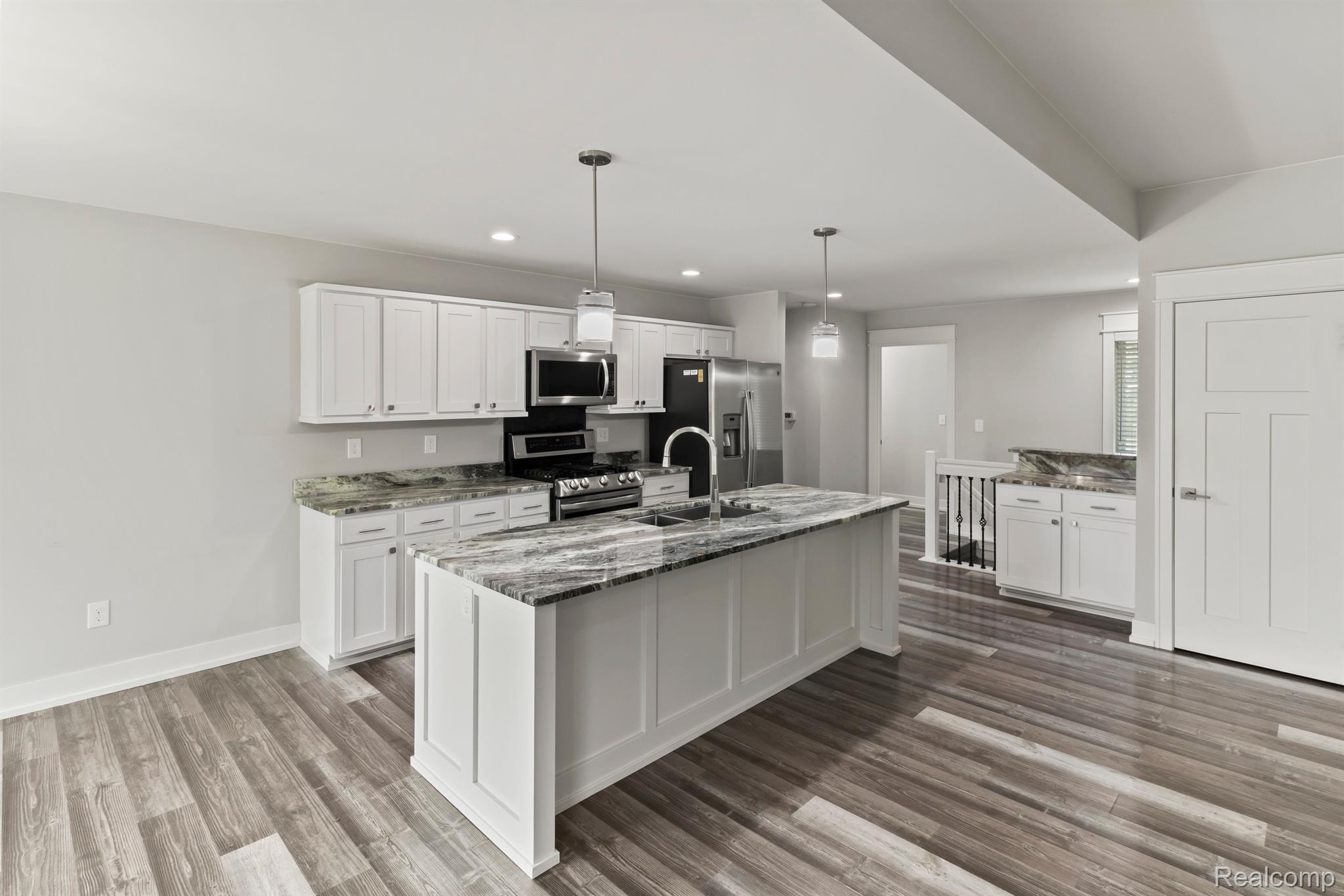 29100 Cotton Road New Baltimore, MI 48047 - Photo 21 of 32 Gallery Image 21