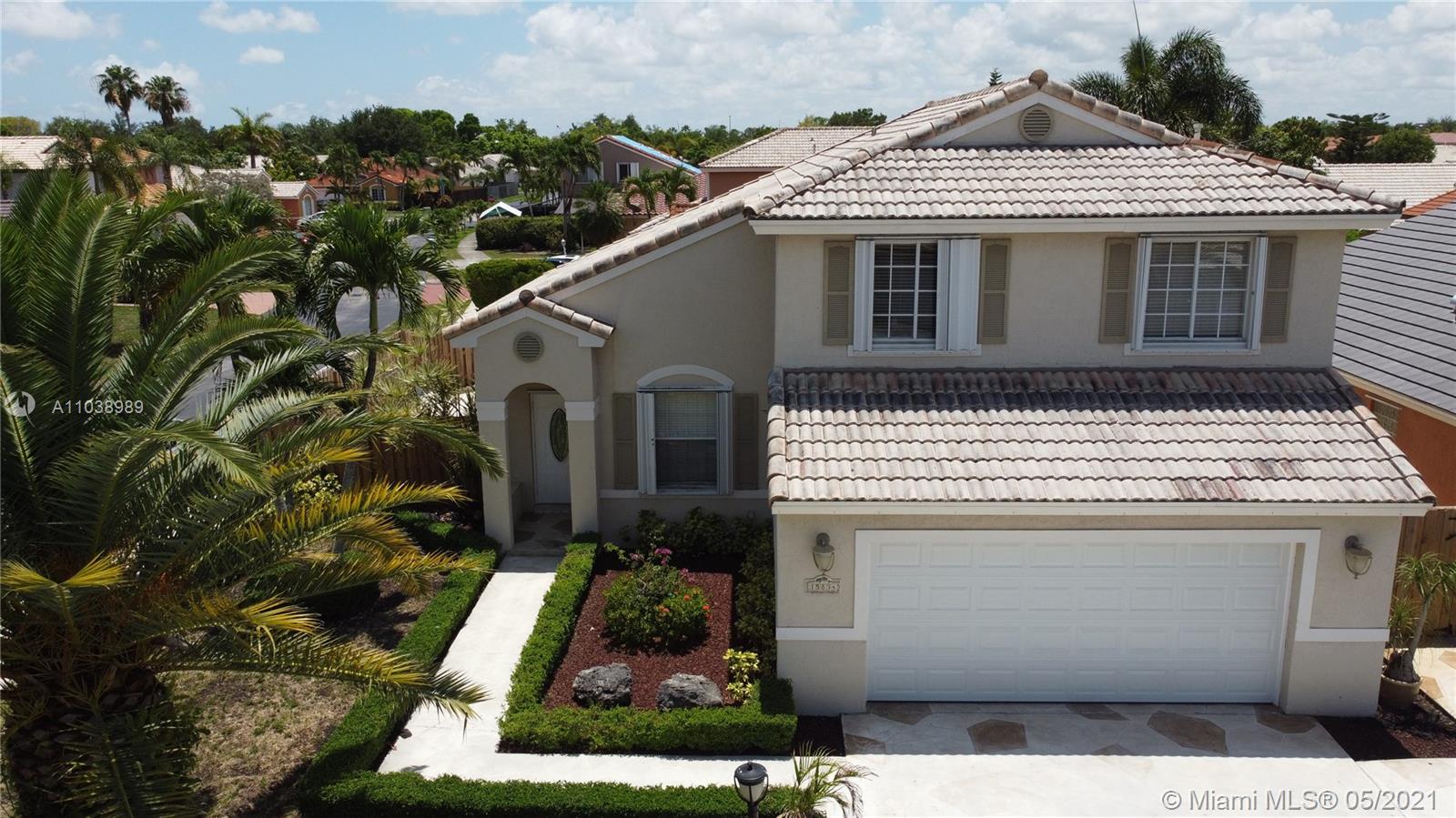 15834 Southwest 84th Street Miami, FL 33193 - Photo 7 of 39