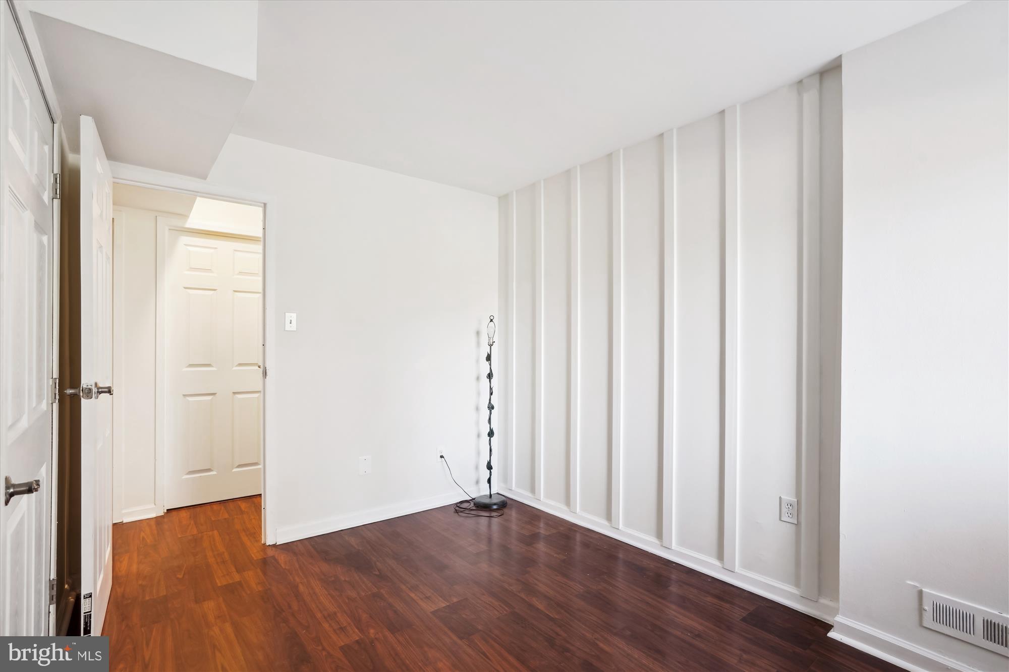 11228 Chestnut Grove Square, Unit 16 Reston, VA 20190 - Photo 16 of 47 Bedroom 2