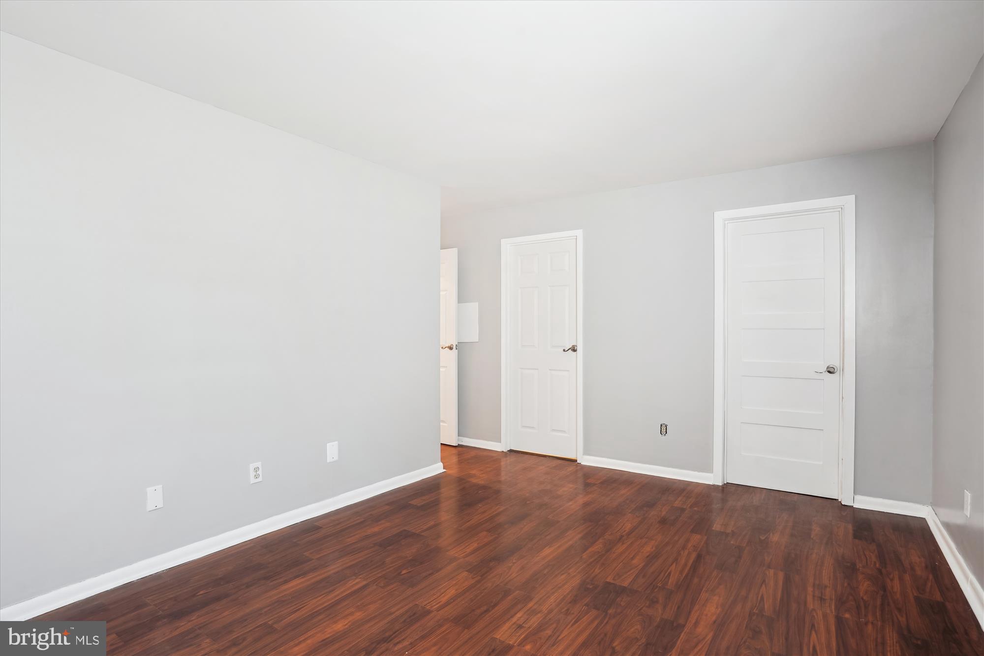 11228 Chestnut Grove Square, Unit 16 Reston, VA 20190 - Photo 18 of 47 Primary Bedroom