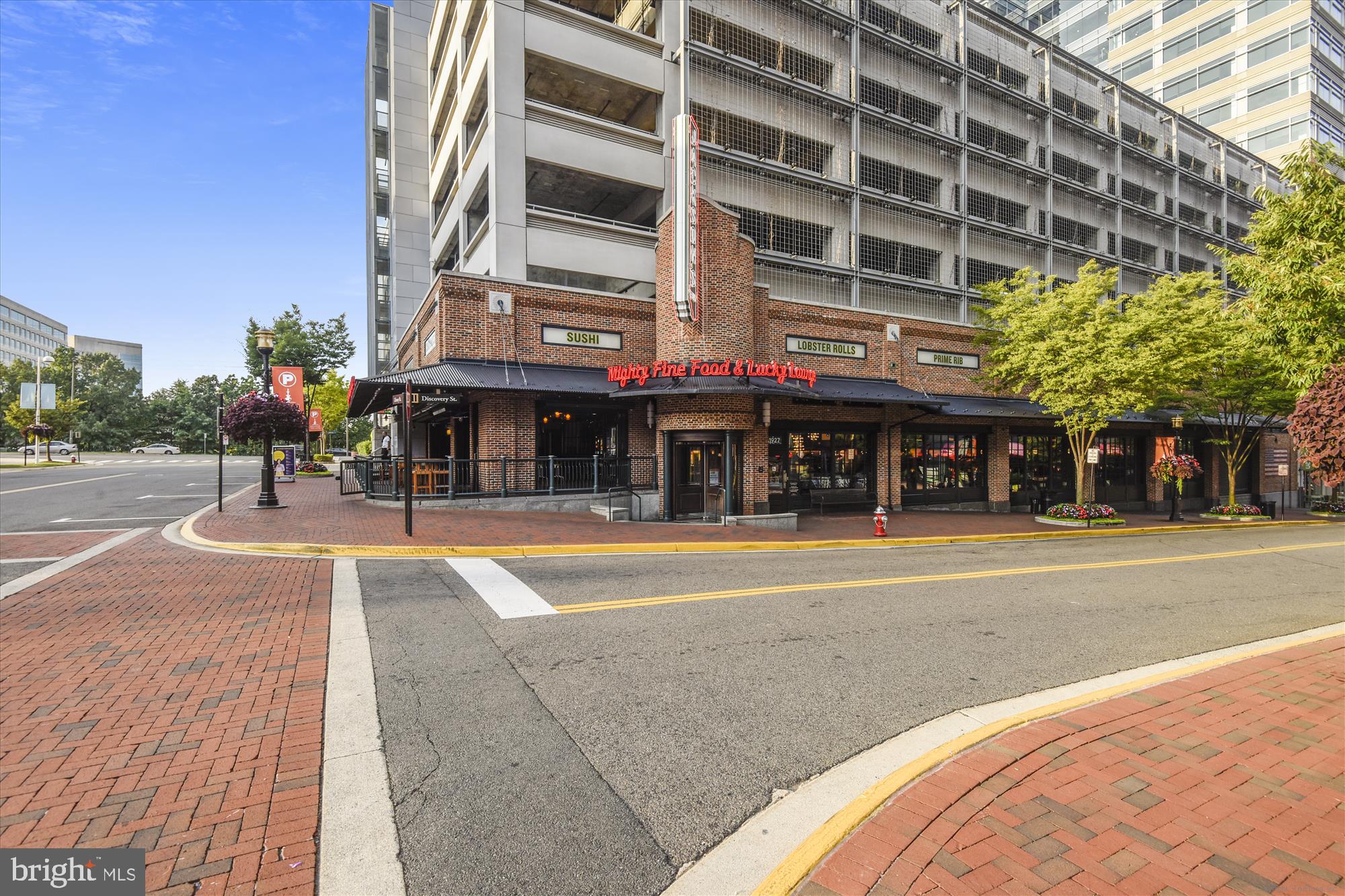 11228 Chestnut Grove Square, Unit 16 Reston, VA 20190 - Photo 42 of 47 Reston Town Center