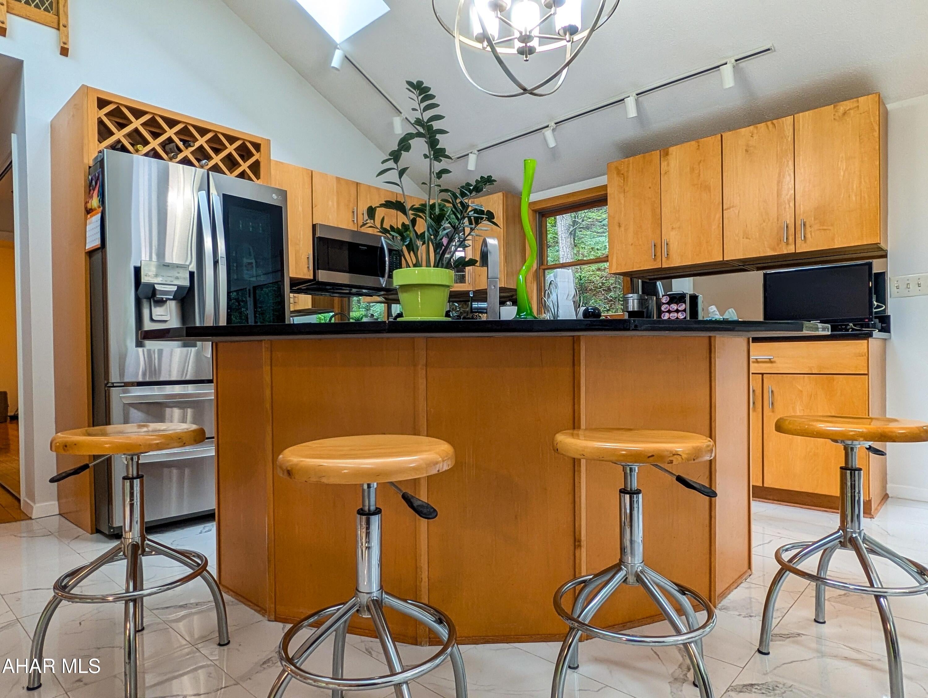 5077 Summit View Road Everett, PA 15537 - Photo 12 of 77 Gallery Image 12