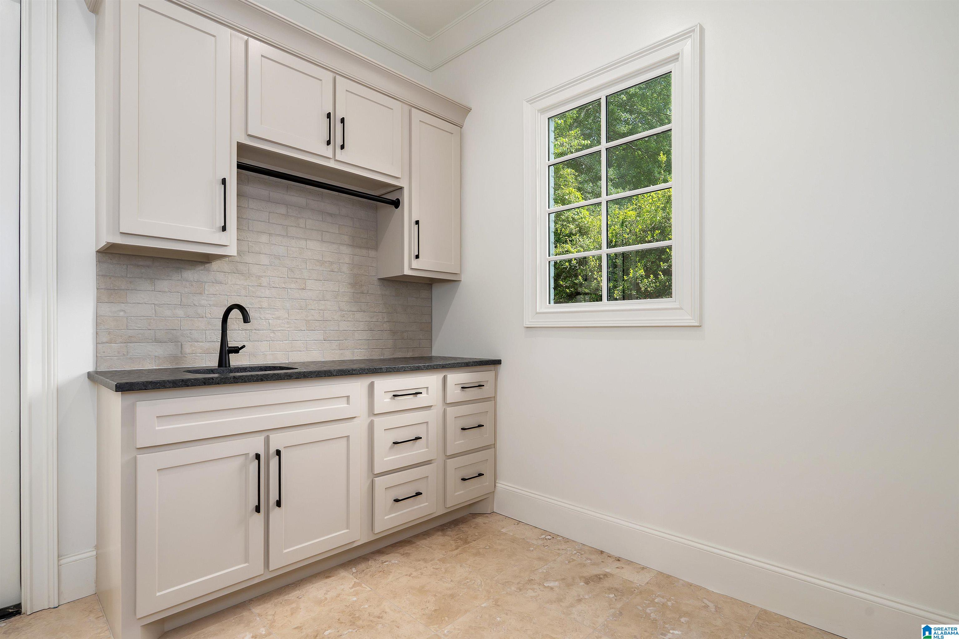 3752 North Woodridge Road Birmingham, AL 35223 - Photo 32 of 48