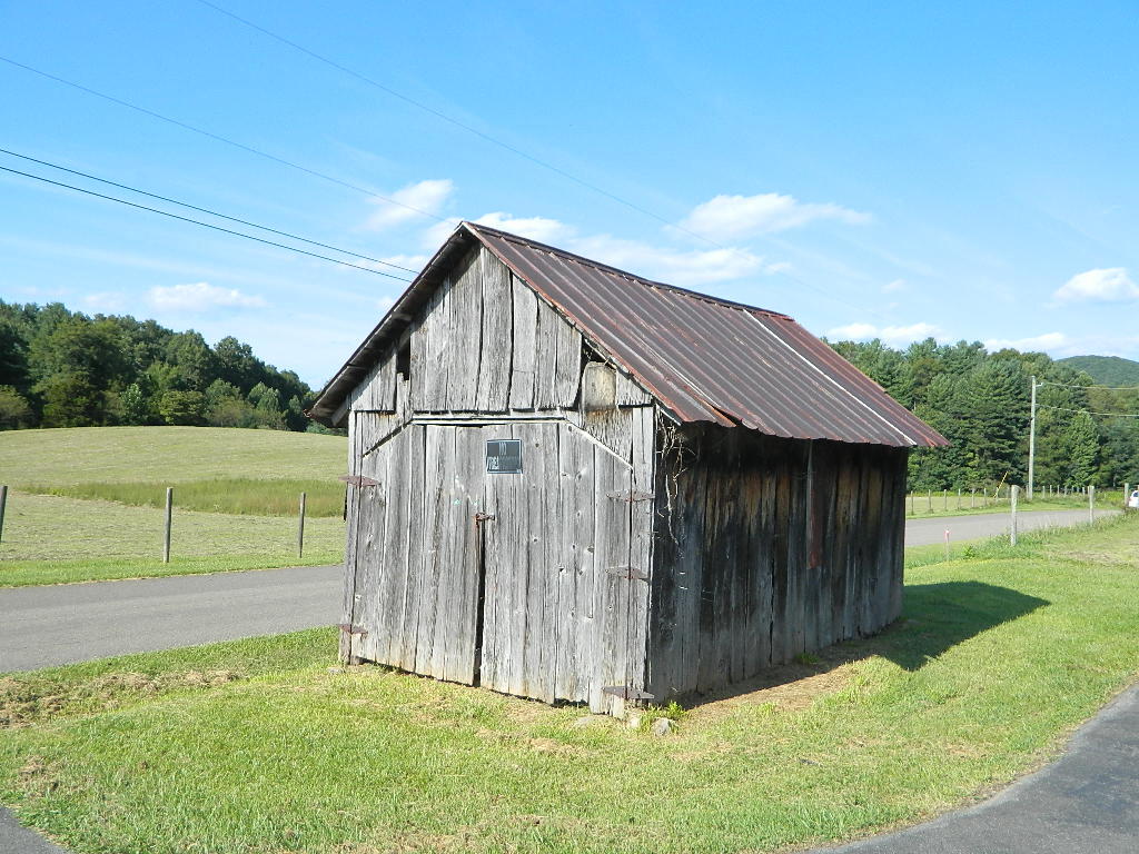 320 Red Hill Road Marion, VA 24354 - Photo 40 of 45 Gallery Image 40
