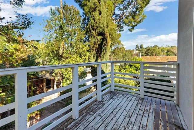 $1,249,000 | 22037 Ybarra Road, Woodland Hills, CA 91364