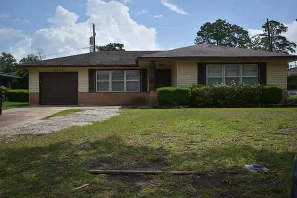 $1,500 | 5680 Shivers Drive, Beaumont, TX 77708