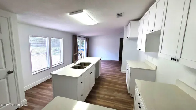 $1,895 | 1718 Wright Avenue, Jacksonville, FL 32207