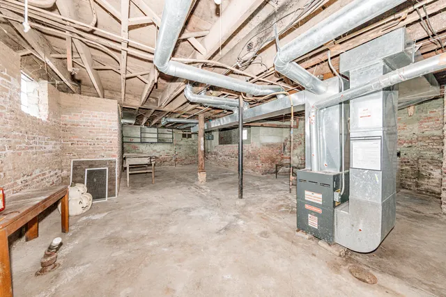 $179,900 | 3465 North 1st Street, Milwaukee, WI 53212