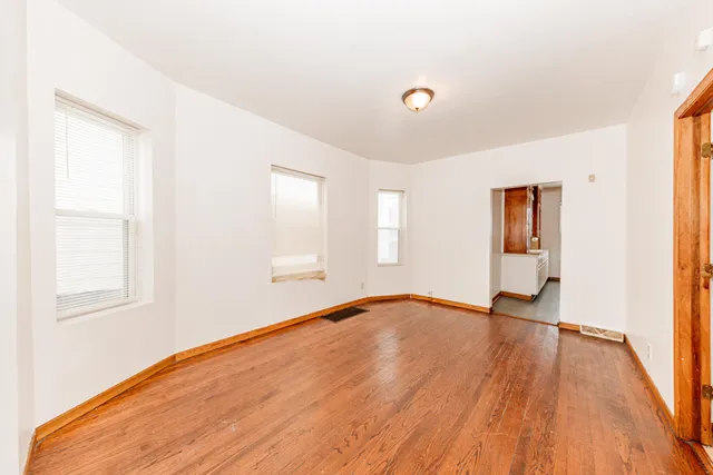 $179,900 | 3465 North 1st Street, Milwaukee, WI 53212