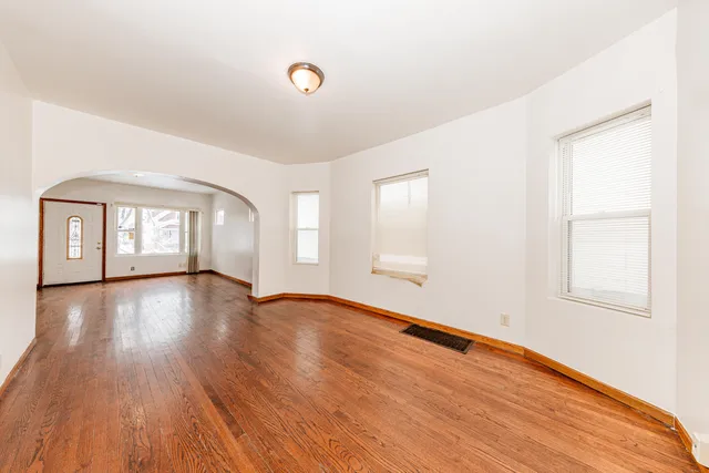 $179,900 | 3465 North 1st Street, Milwaukee, WI 53212