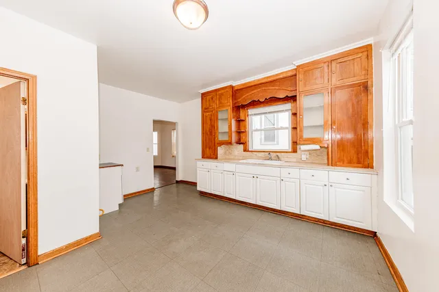 $179,900 | 3465 North 1st Street, Milwaukee, WI 53212