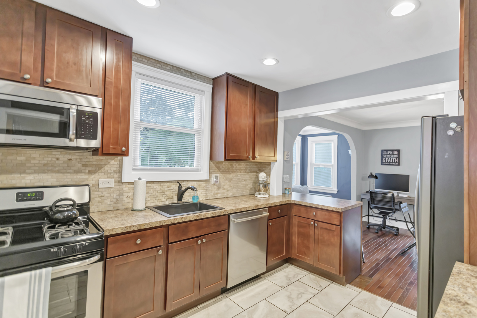 333 South River Road Algonquin, IL 60102 - Photo 6 of 16 Gallery Image 6