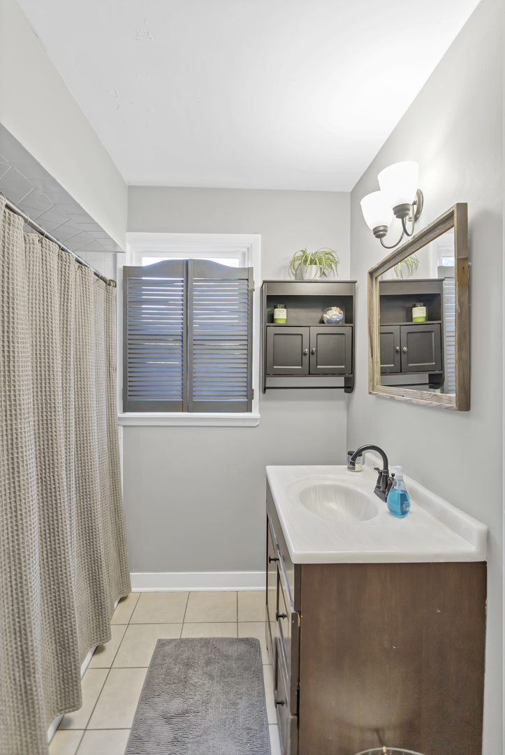 333 South River Road Algonquin, IL 60102 - Photo 10 of 16 Gallery Image 10
