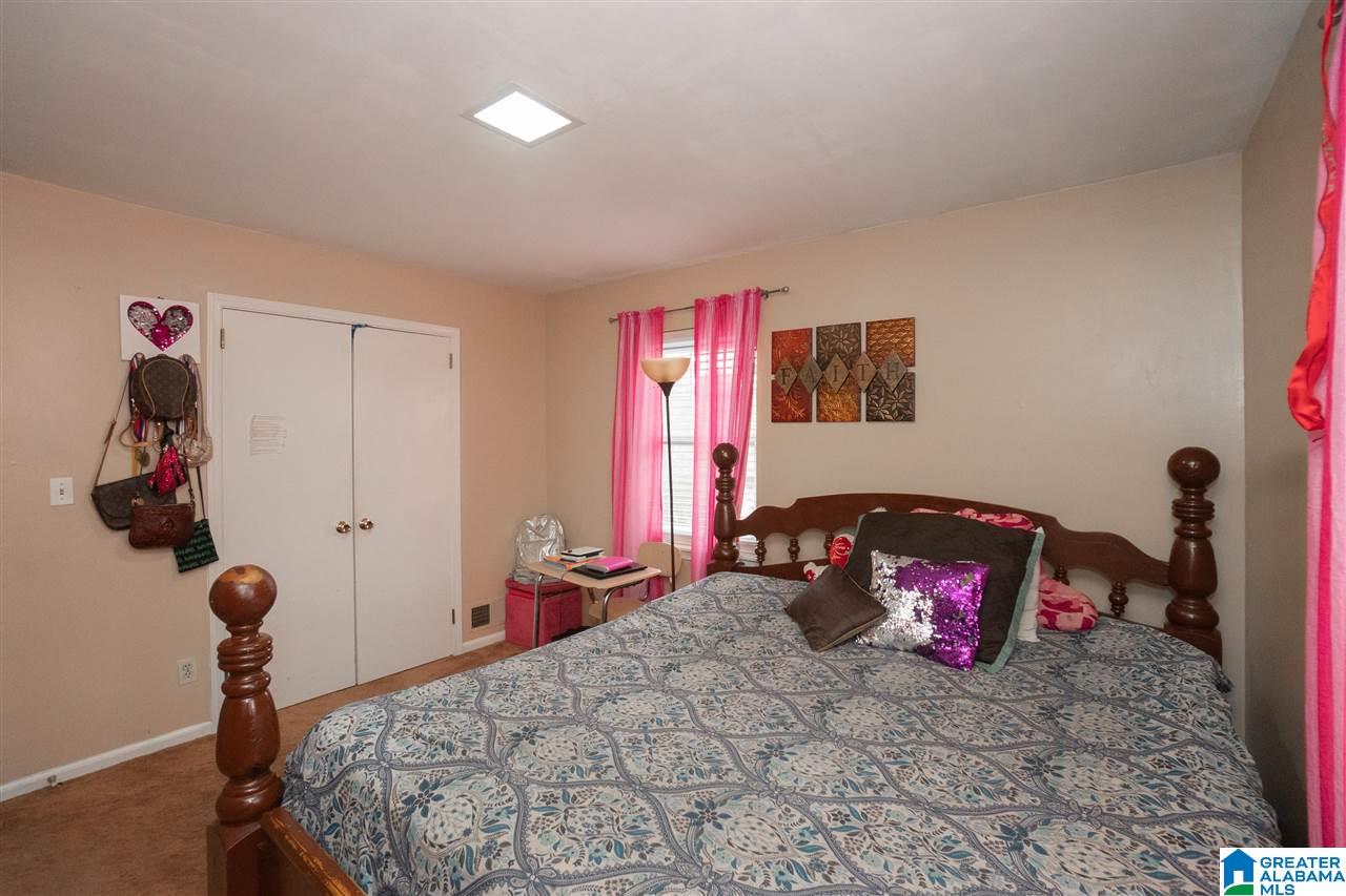 988 Ridgewood Circle Birmingham, AL 35235 - Photo 14 of 35