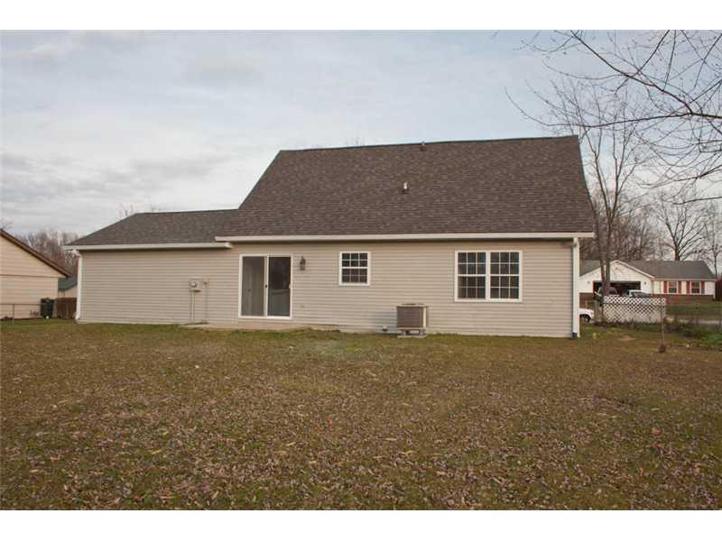 282 Georgetown Road Greenwood, IN 46142 - Photo 10 of 13 Gallery Image 10