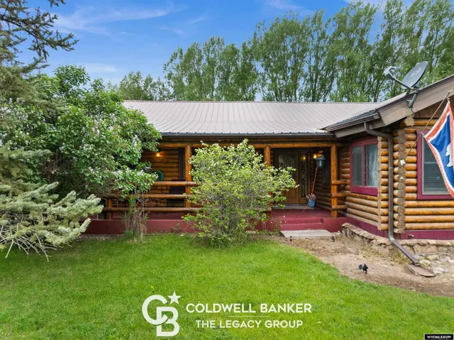 $850,000 | 3 Cowpoke Road, Baggs, WY 82321