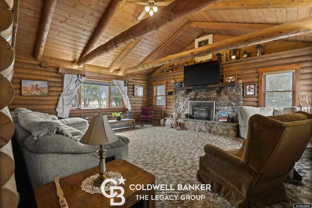 $850,000 | 3 Cowpoke Road, Baggs, WY 82321