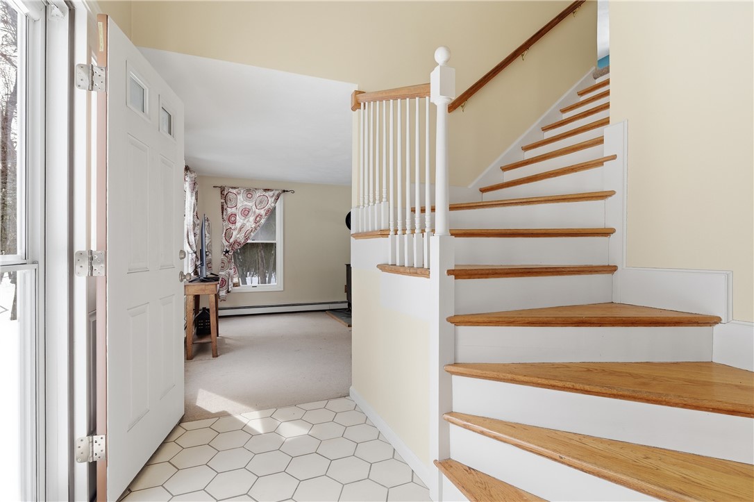 37 Anan Wade Road Glocester, RI 02857 - Photo 13 of 35