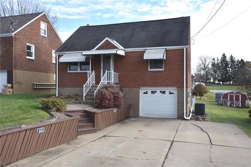 114 Howell Street Elizabeth, PA 15037 - Photo 1 of 20 Gallery Image 1