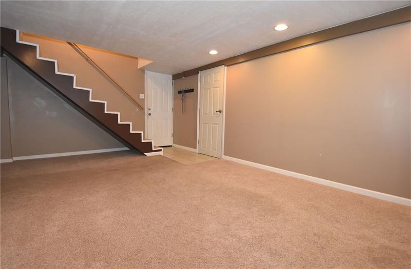 114 Howell Street Elizabeth, PA 15037 - Photo 17 of 20 Gallery Image 17