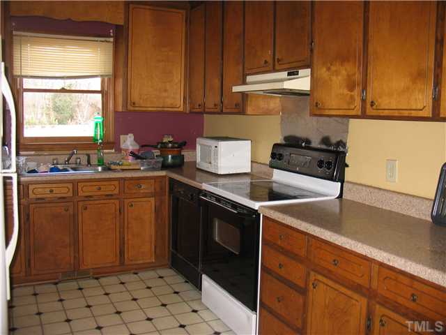 4189 South Shiloh Road Garner, NC 27529 - Photo 3 of 12 Gallery Image 3