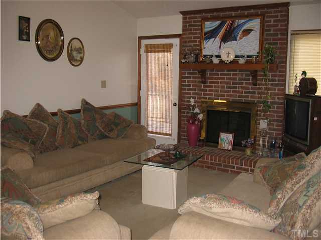 4189 South Shiloh Road Garner, NC 27529 - Photo 4 of 12 Gallery Image 4