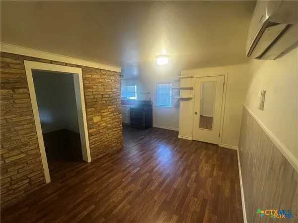 $700 | 1511 Ranch Road 12, Unit C, San Marcos, TX 78666