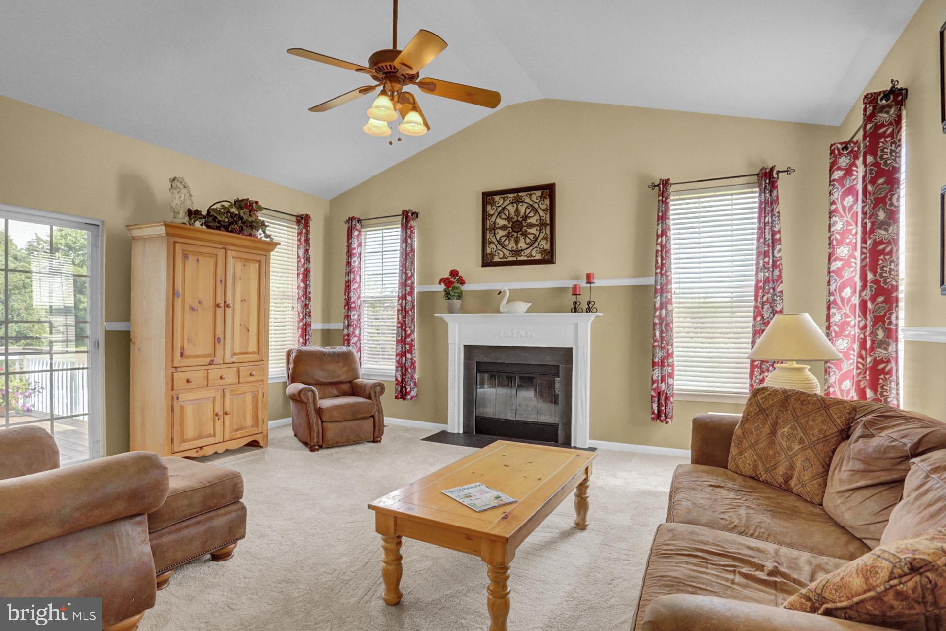 121 Hartman Road Pottstown, PA 19465 - Photo 15 of 41 Living Room W/ Sliders to Deck