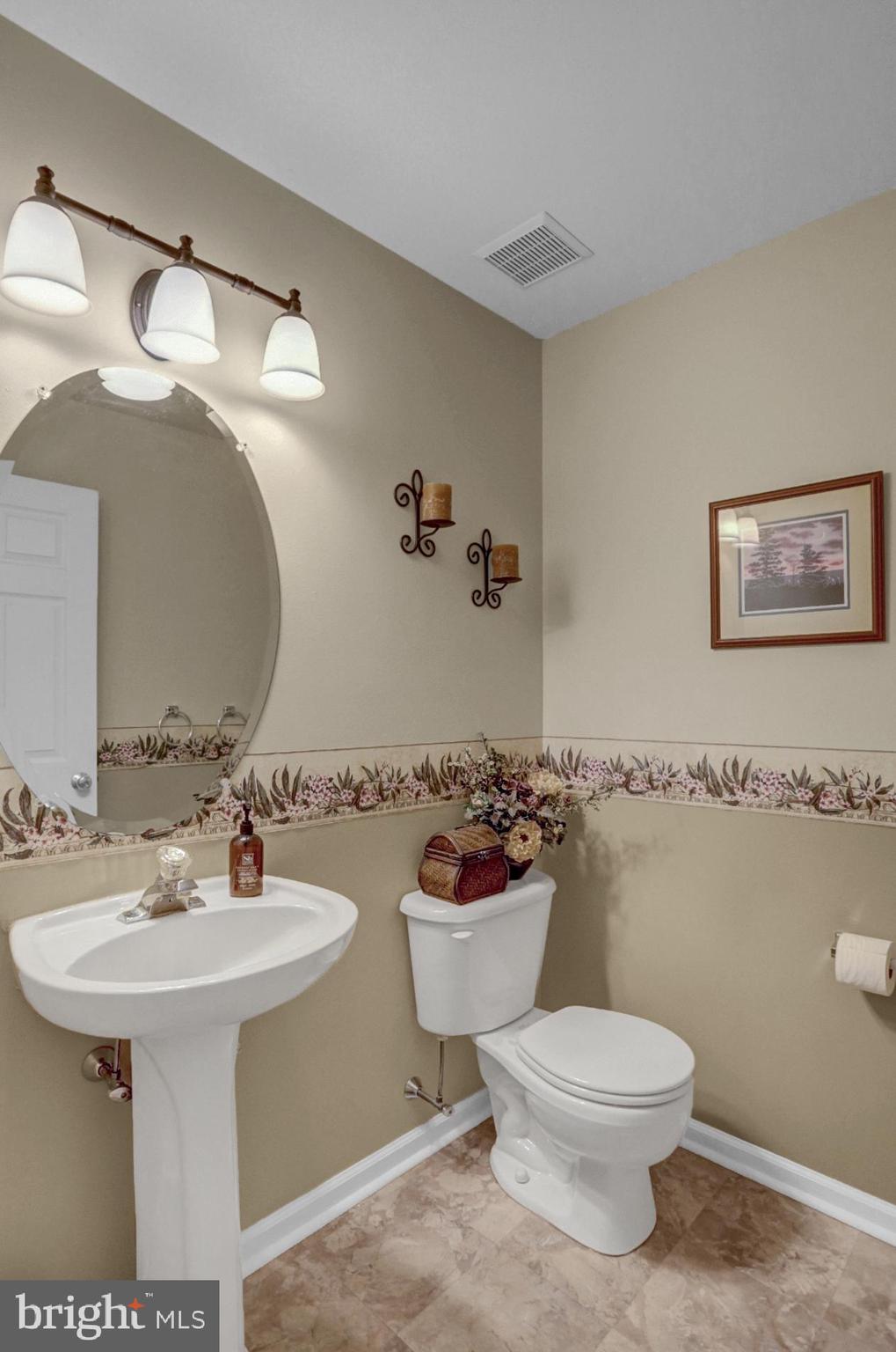 121 Hartman Road Pottstown, PA 19465 - Photo 17 of 41 1st Floor Powder Room