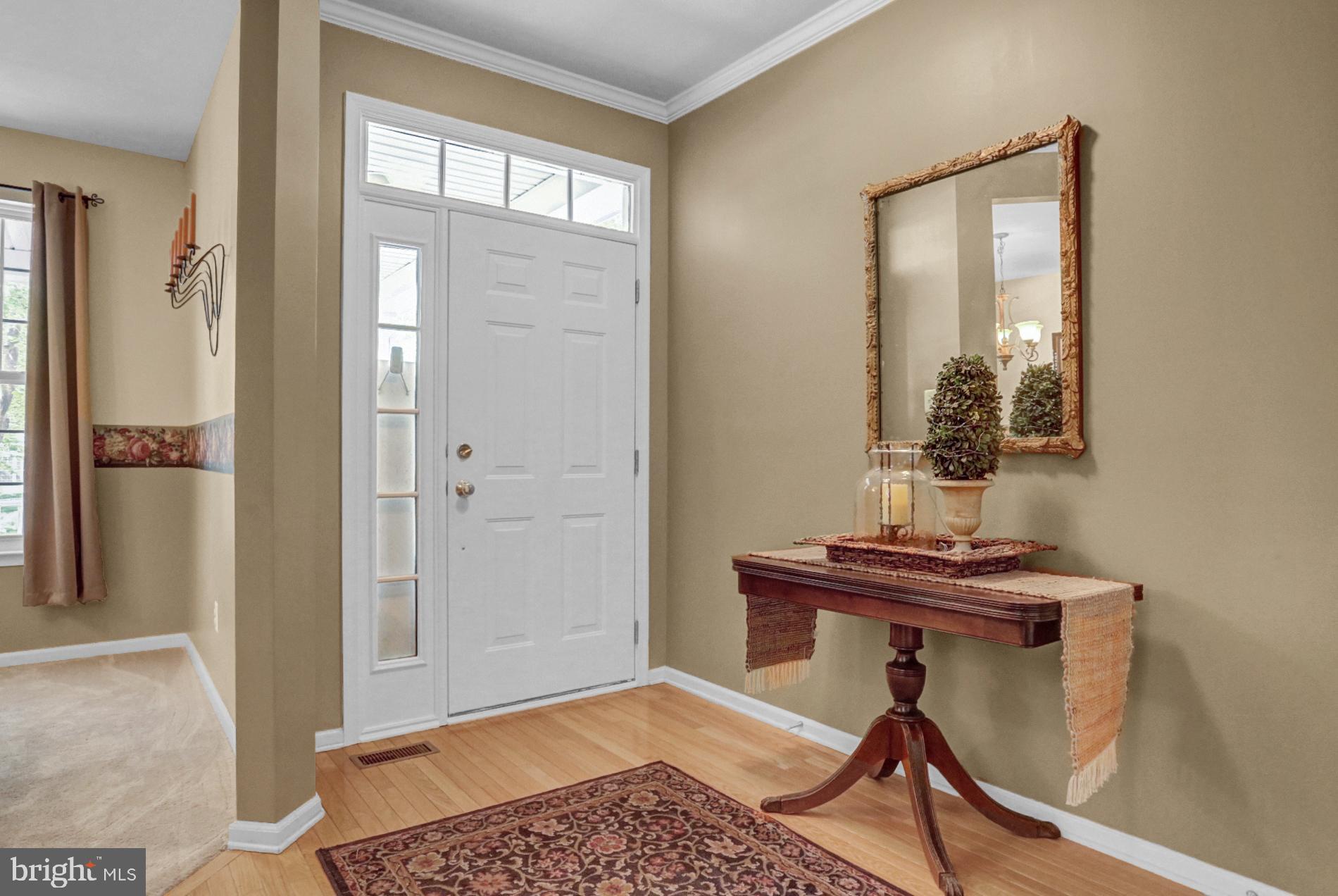 121 Hartman Road Pottstown, PA 19465 - Photo 5 of 41 Foyer