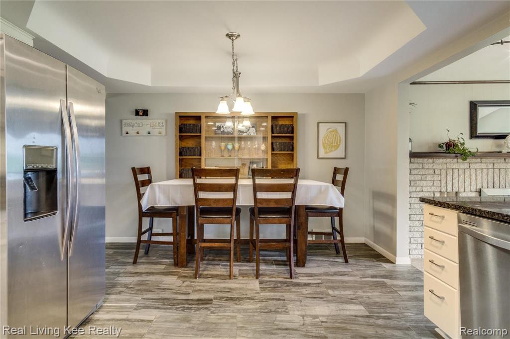 797 Redwood Court Rochester Hills, MI 48309 - Photo 10 of 40