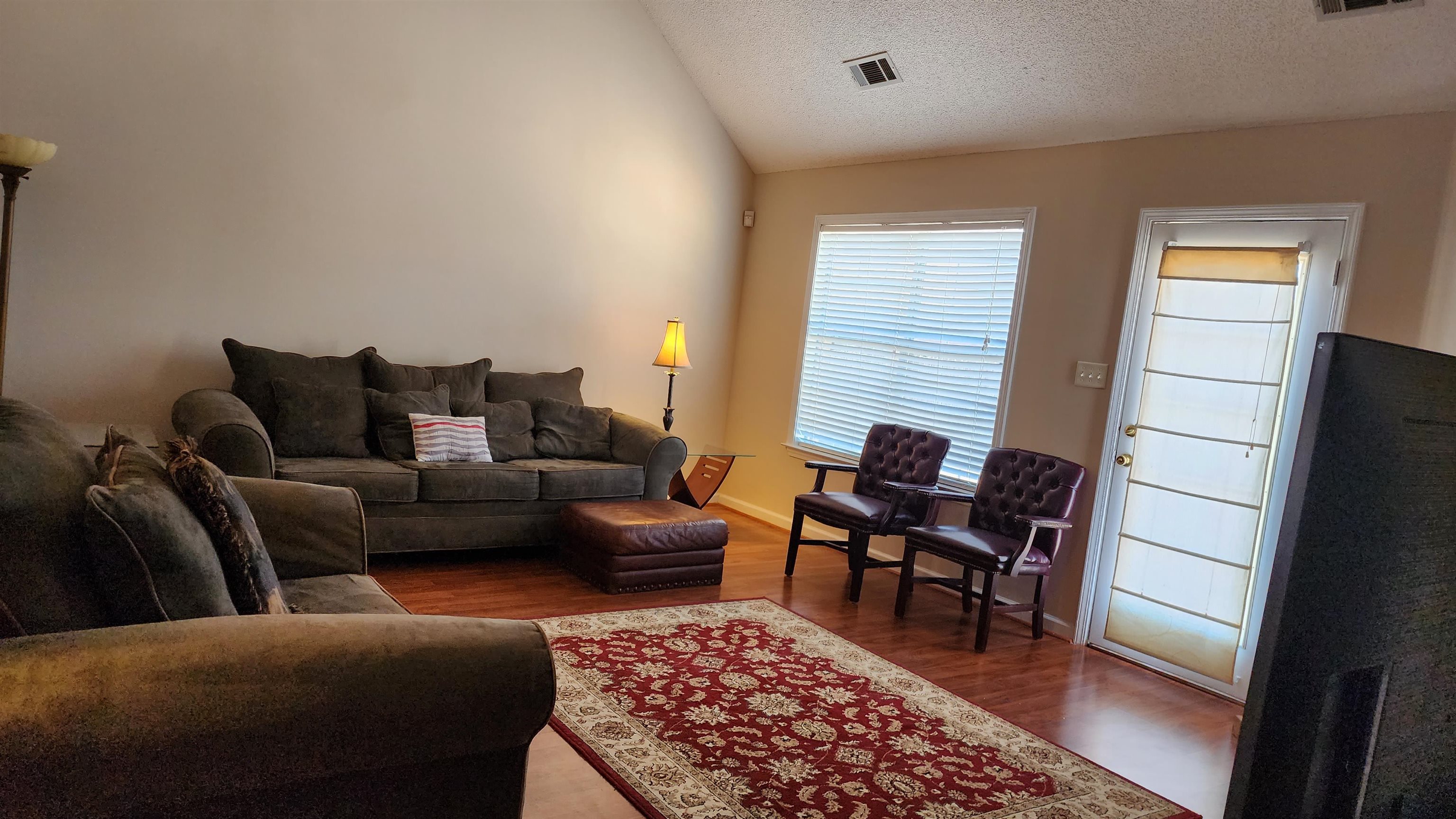 9976 Cameron Ridge Trail Memphis, TN 38016 - Photo 3 of 20 Gallery Image 3