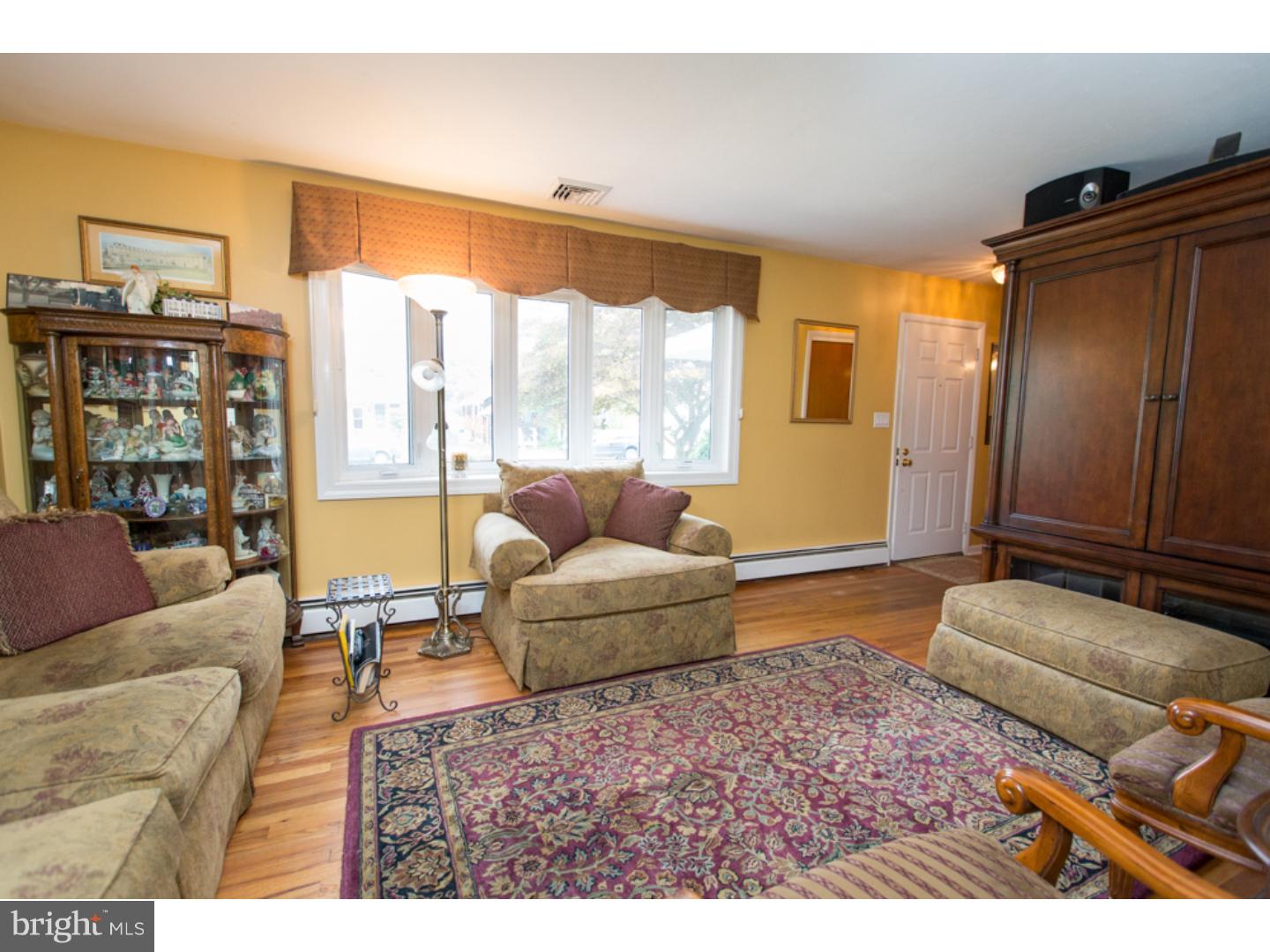 53 Smith Avenue Hamilton, NJ 08619 - Photo 3 of 20 Living Room