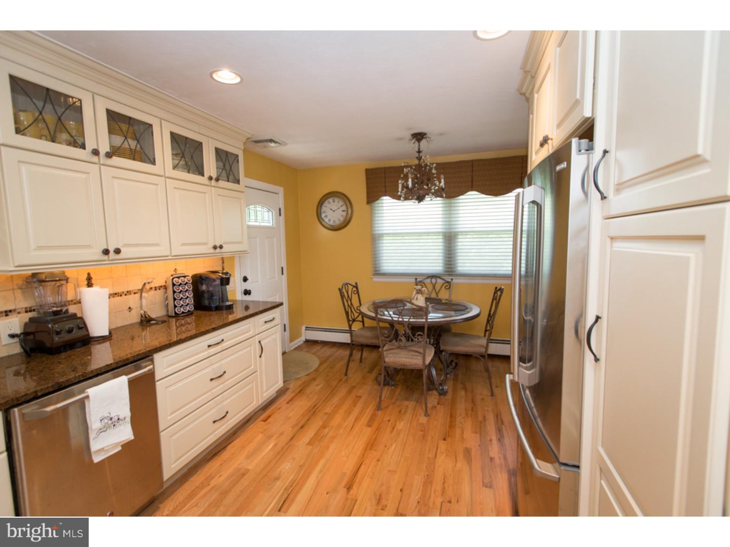 53 Smith Avenue Hamilton, NJ 08619 - Photo 4 of 20 Kitchen
