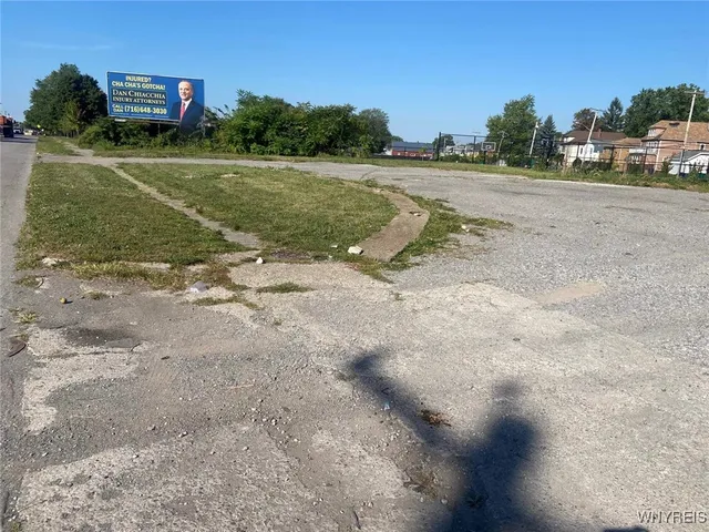 $89,900 | 580 Kensington Avenue, Buffalo, NY 14214