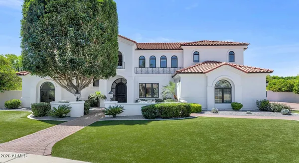 $2,500,000 | 1550 North 40th Street, Unit 12, Mesa, AZ 85205