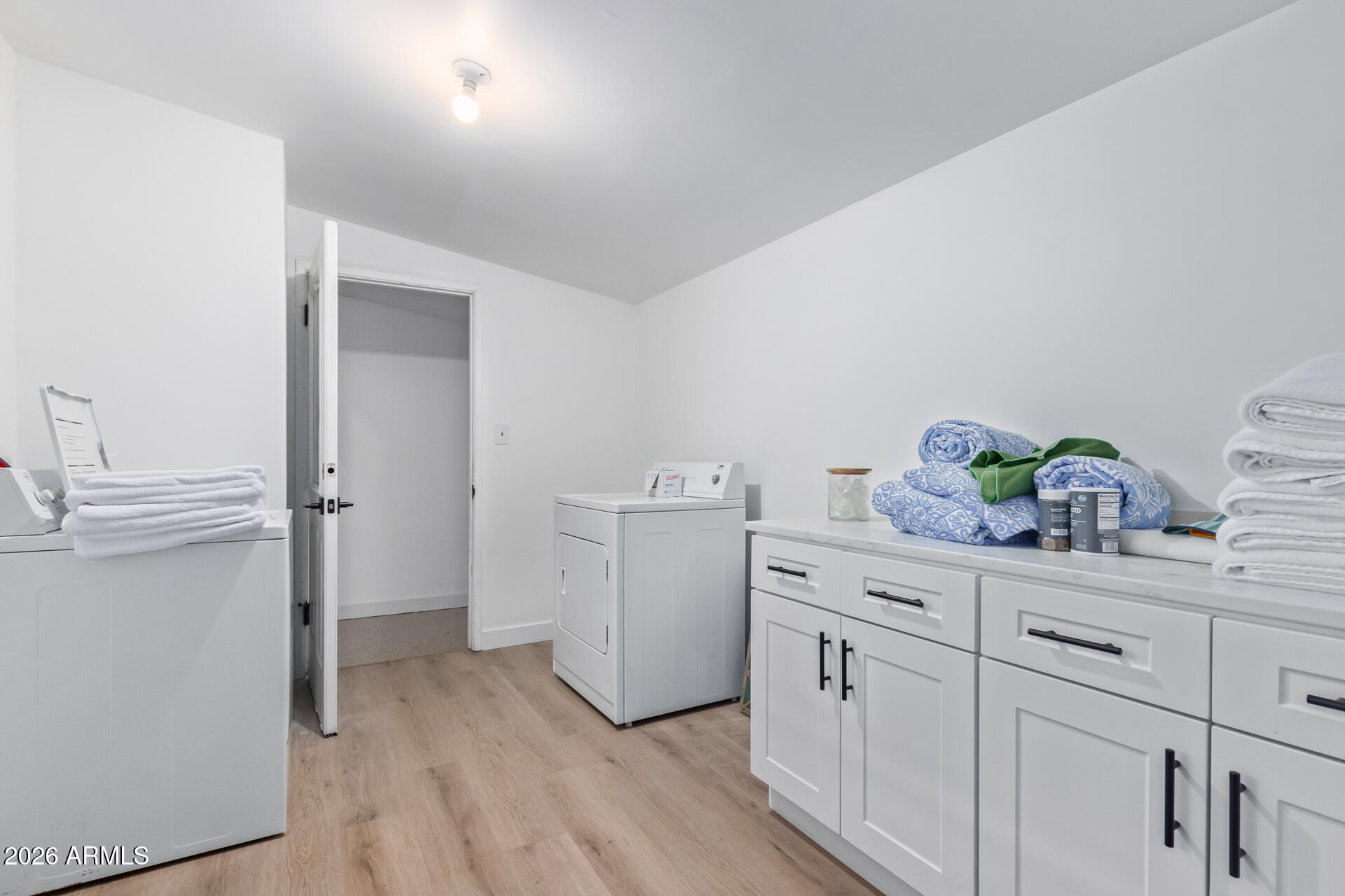 1535 West Lawrence Road Phoenix, AZ 85015 - Photo 15 of 22