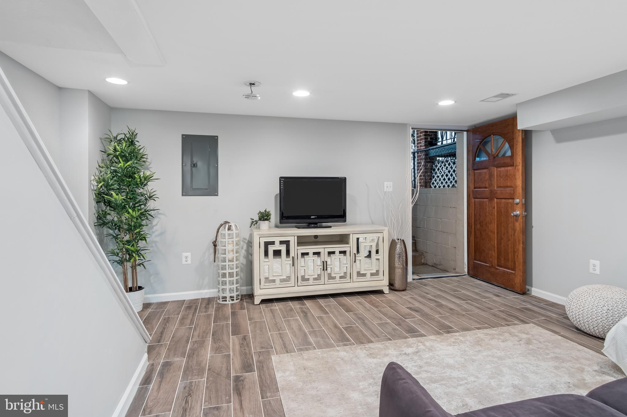 1612 16th Street Southeast Washington, DC 20020 - Photo 13 of 28