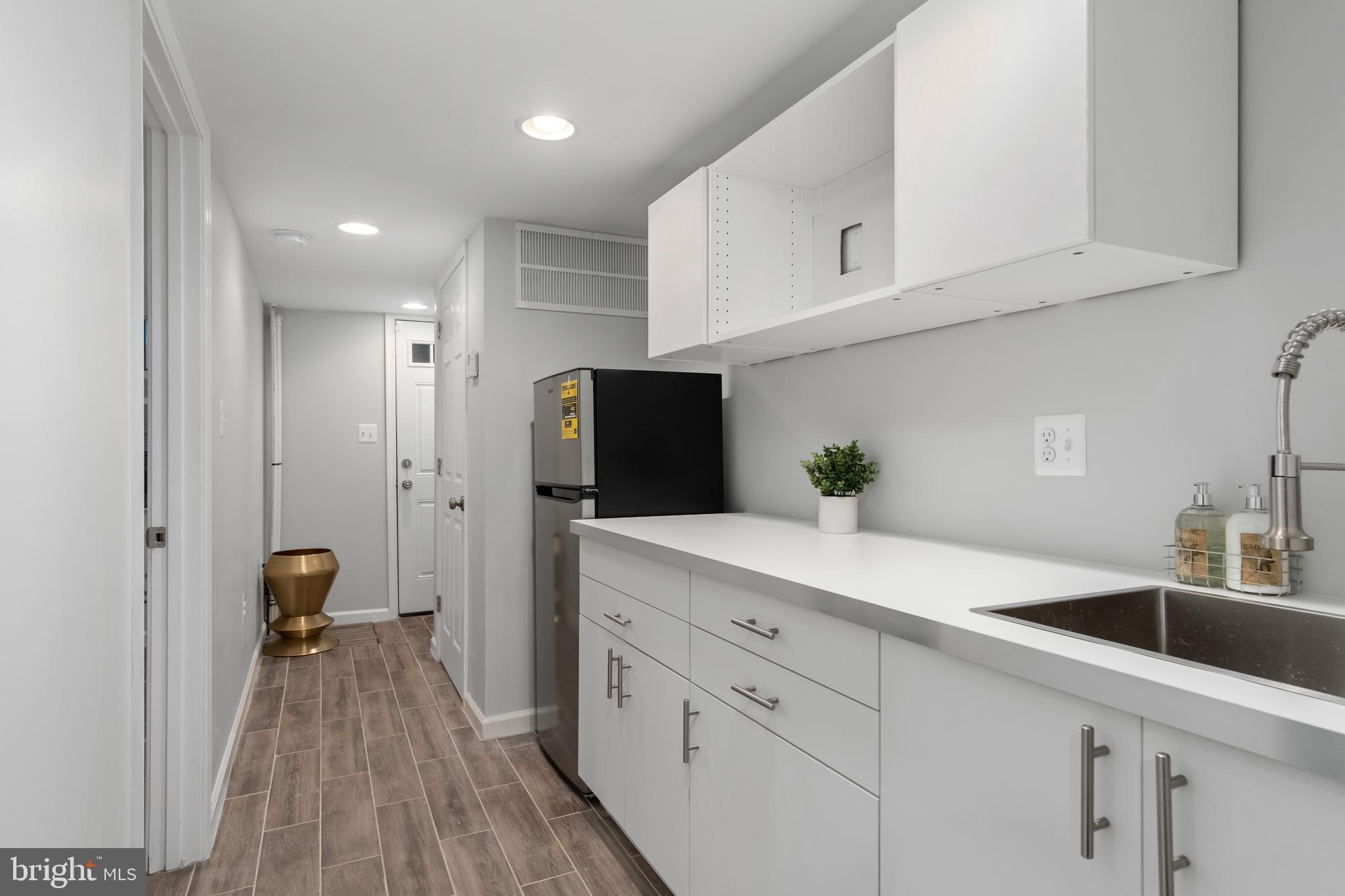 1612 16th Street Southeast Washington, DC 20020 - Photo 16 of 28
