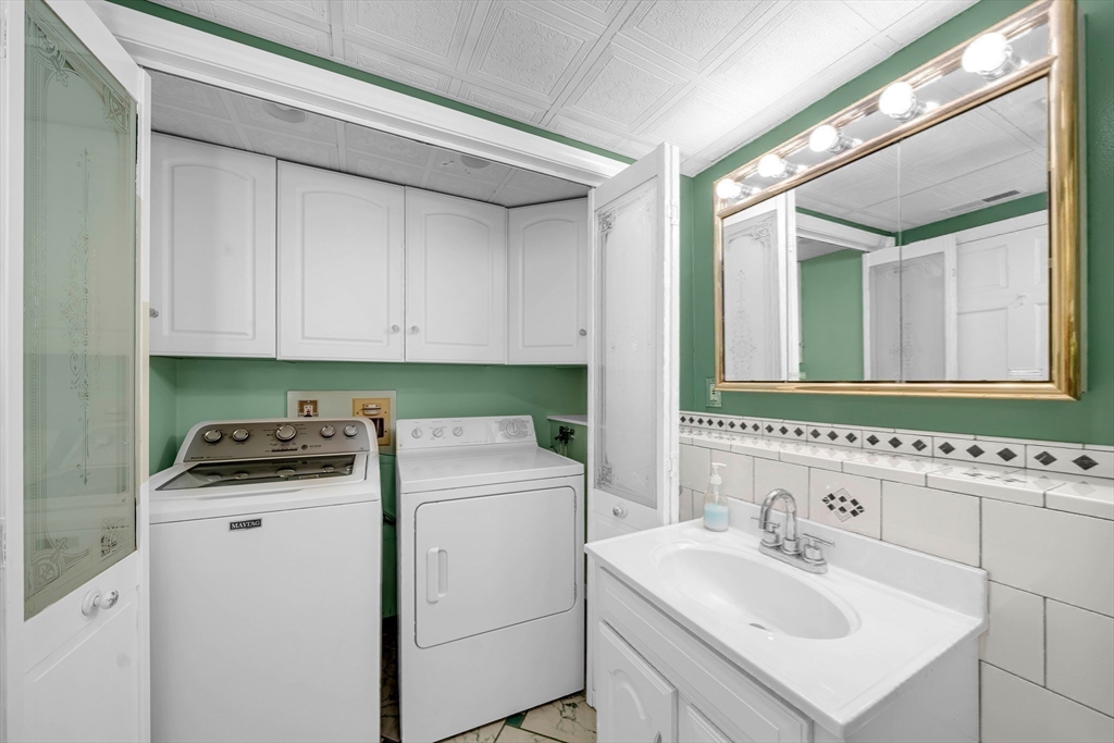 14 Magna Road Methuen, MA 01844 - Photo 35 of 40